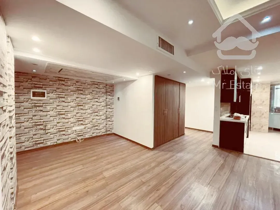 180متر الهیه. کلید نخورده. سکوت مطلق. 4پارکینگ