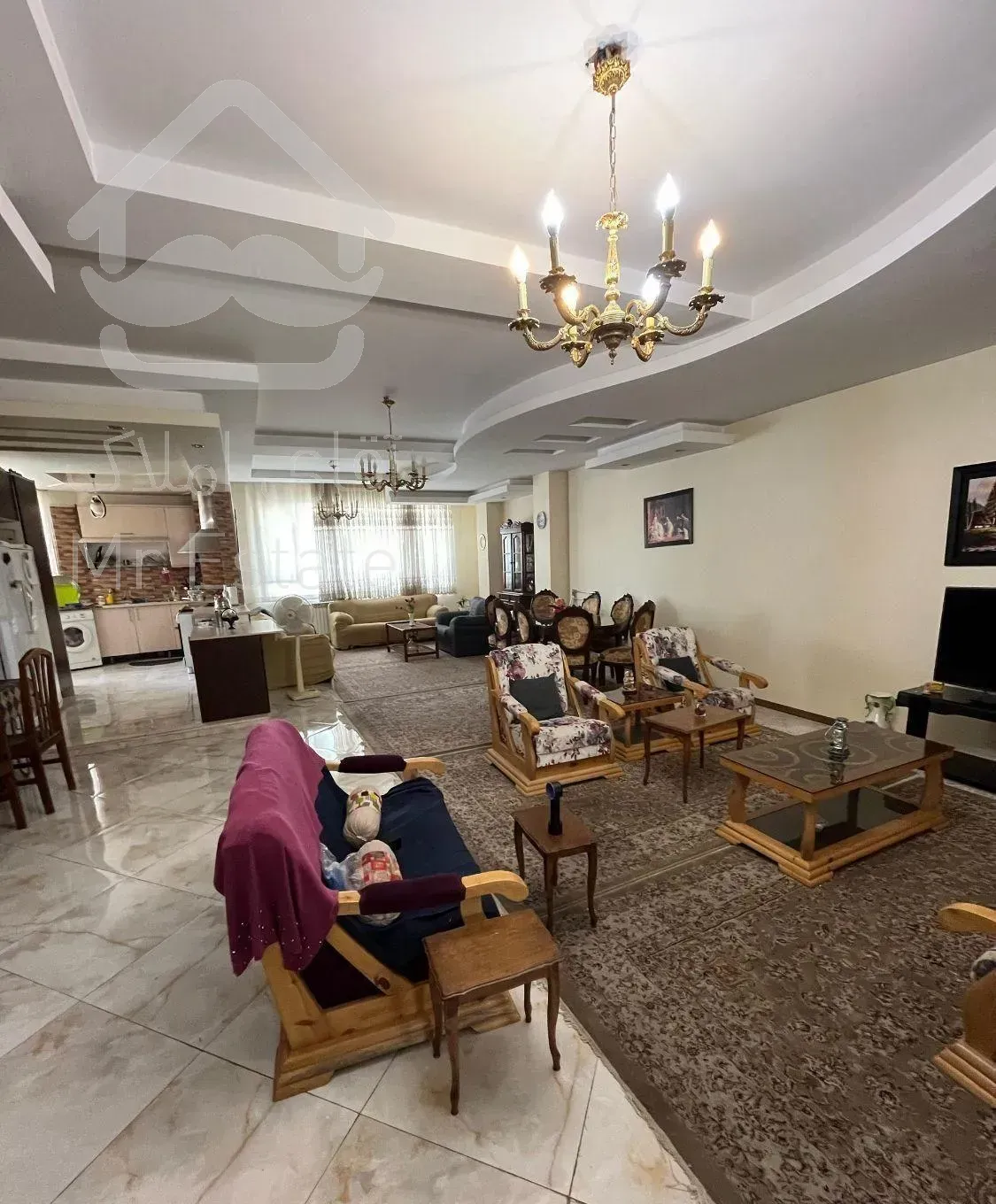 110 متر*2 خواب*خوش نقشه*سالن پرده خور* پاتریس