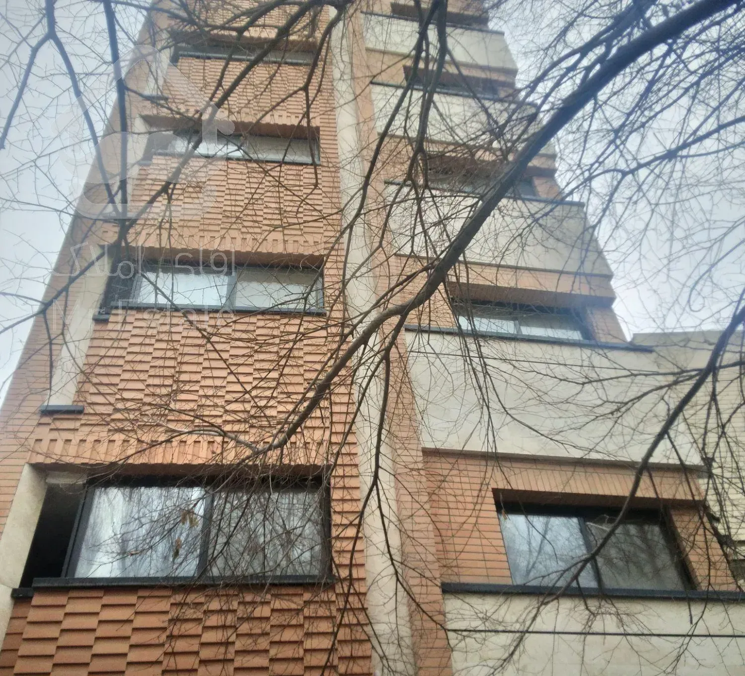 فروش آپارتمان۱۴۴ متری تک واحدی۳ خوابه در حسین‌آباد