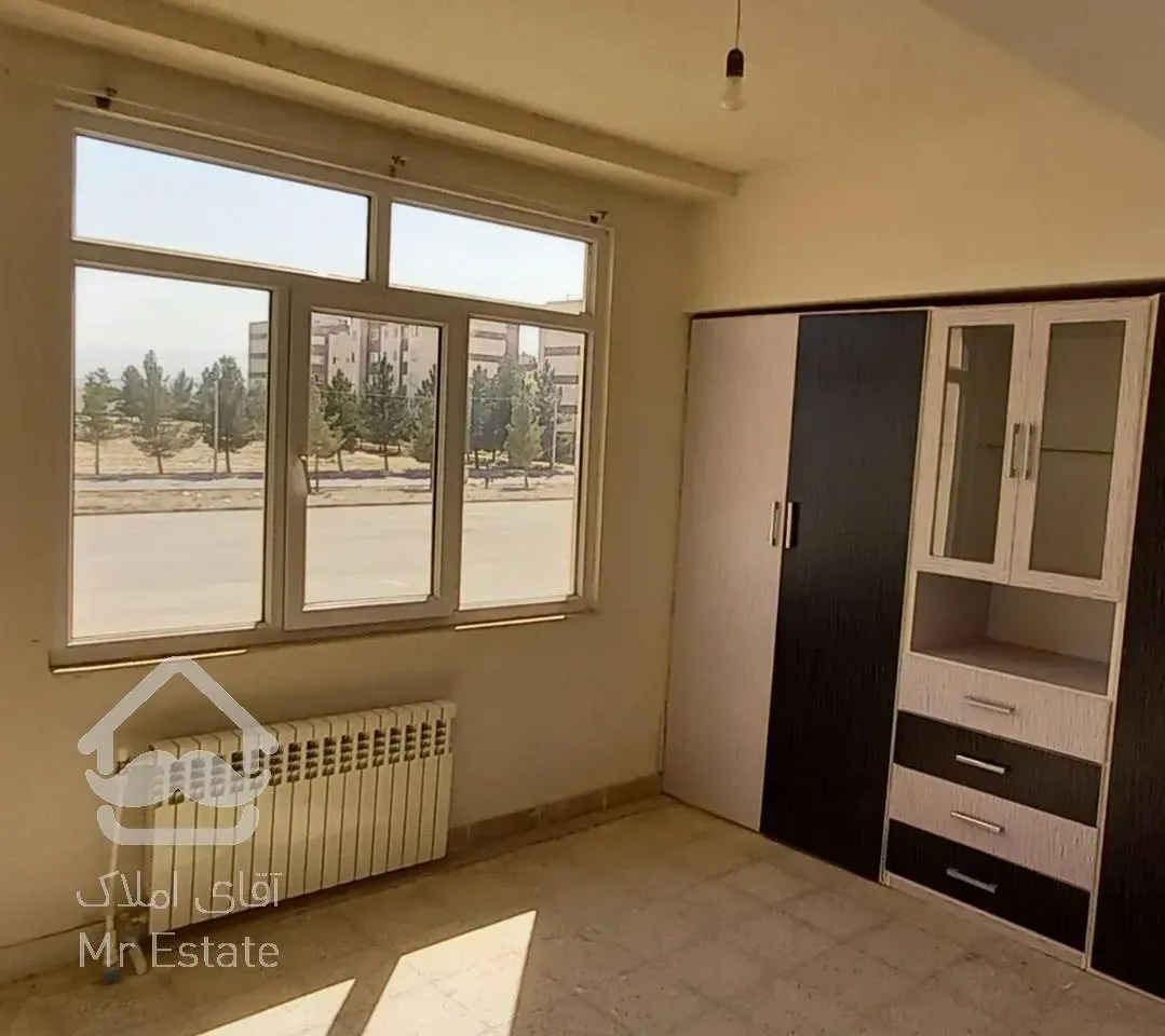 آپارتمان 160 متری سه خوابه