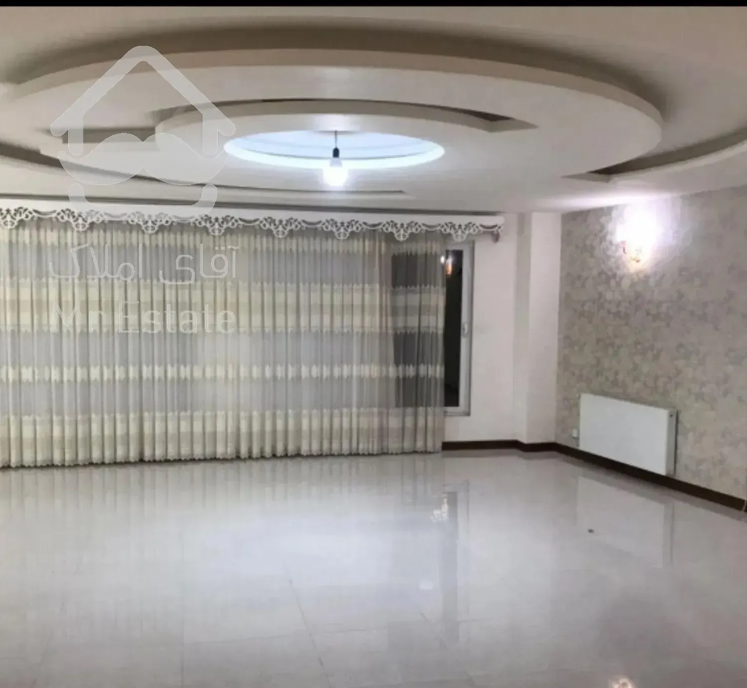 فروش واحد195متری خیابان هراز زوج 3خواب