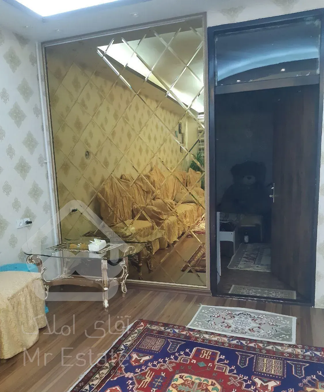 فروش آپارتمان ۹۰ متری ۱ خوابه طبقه ۱