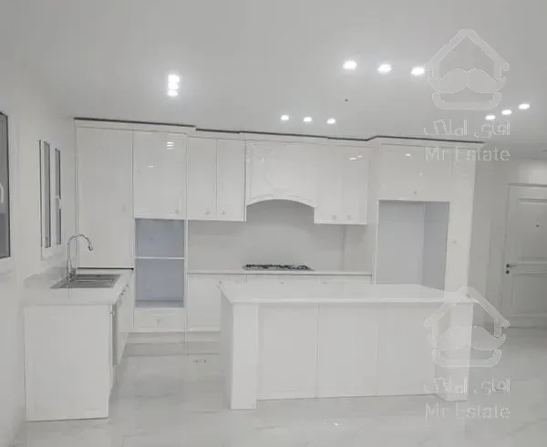 آپارتمان ١٧٠ متر کامرانیه شمالى