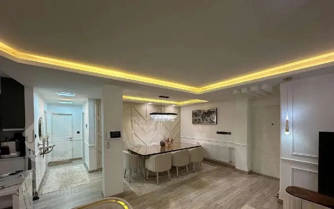 آپارتمان ۱۲۰ متری / بازسازی شده / بلوارگیلان