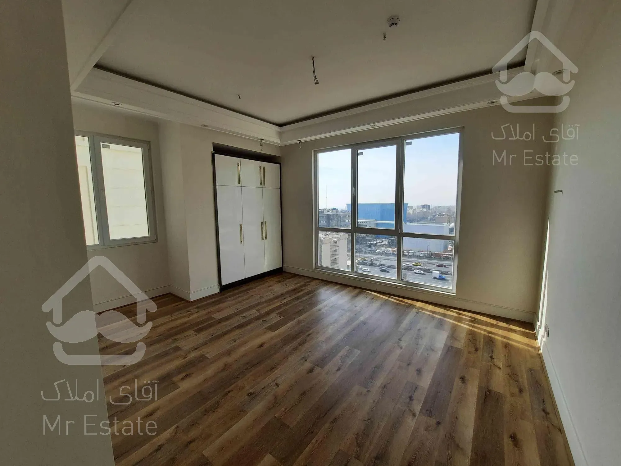 ۲۵۰متری سعادت آباد