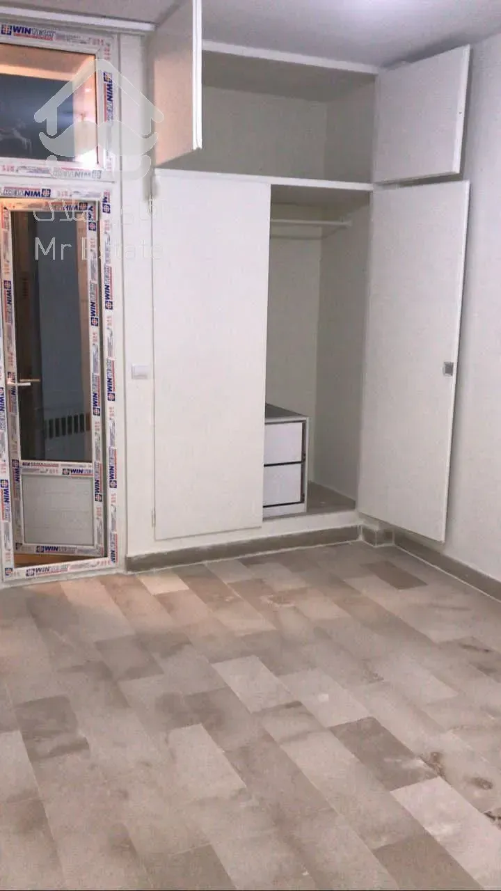 آپارتمان ۱۳۰ متری سعادت آباد