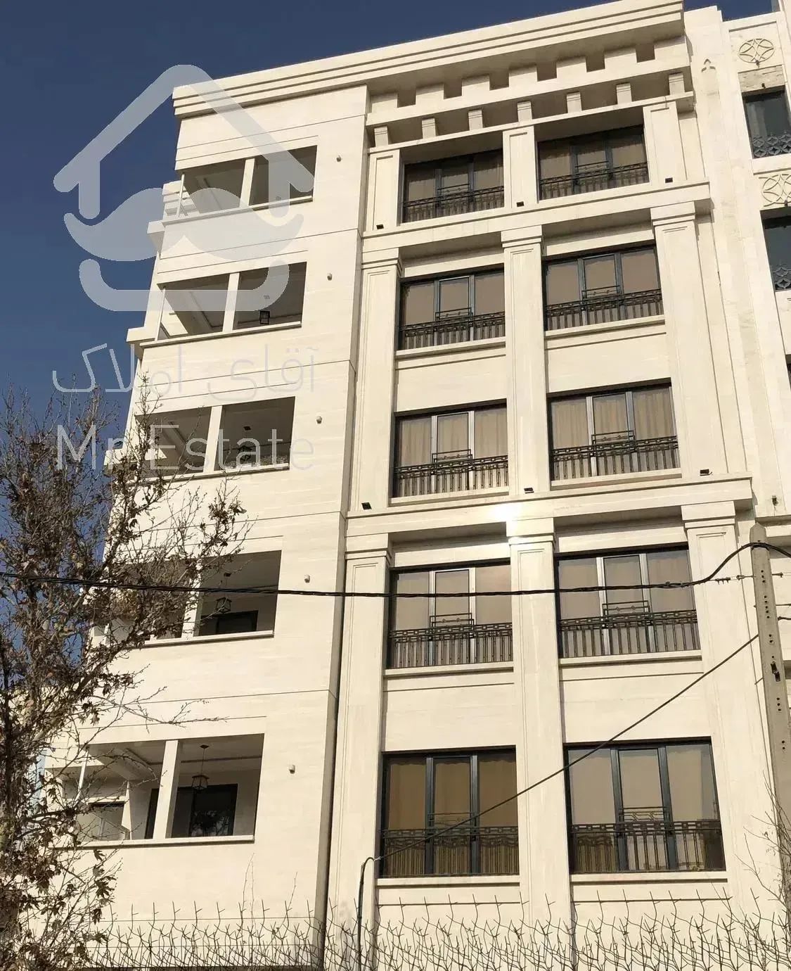 ٢٥٠متر زیربنا/صفر/در بست