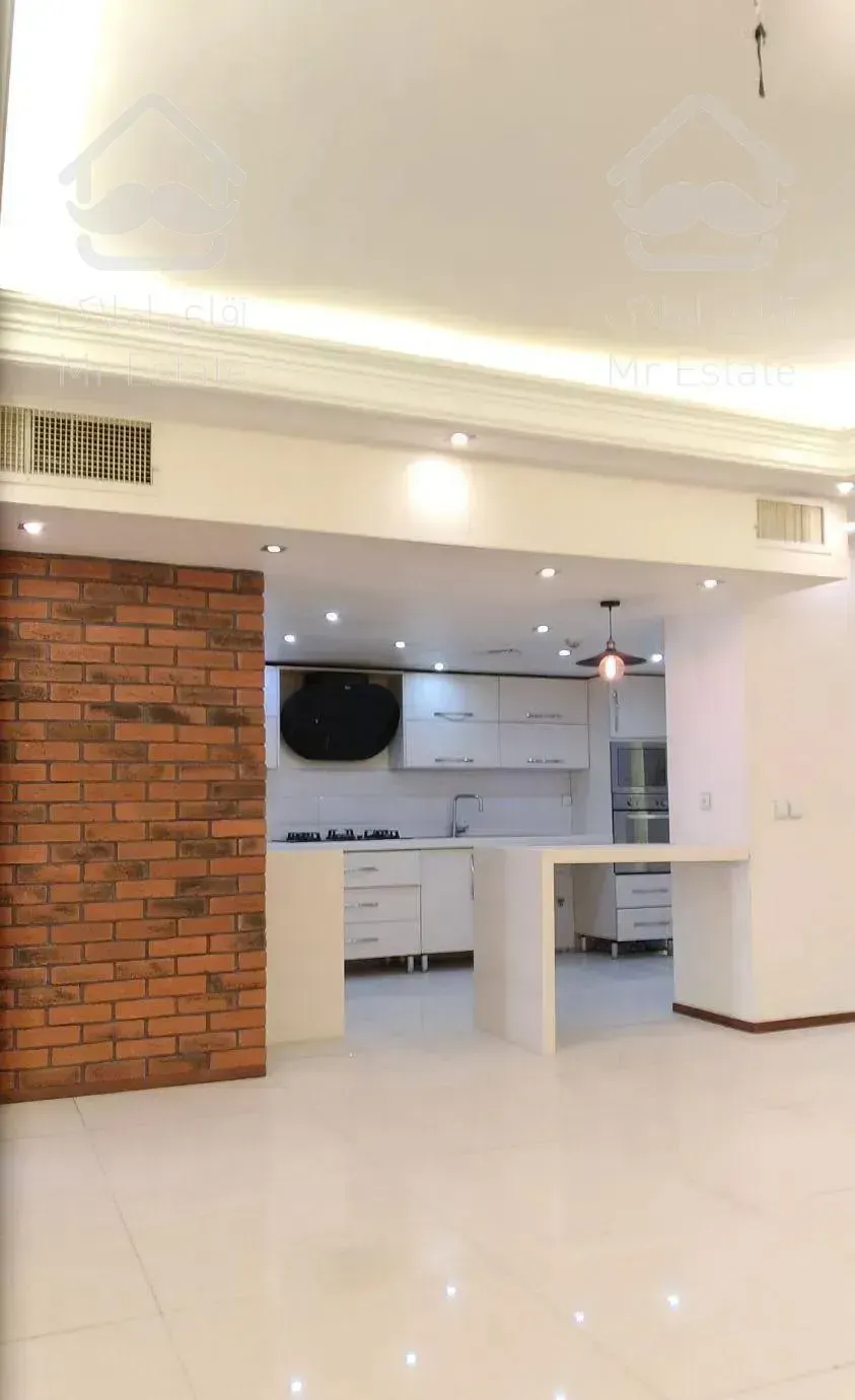 ۱۴۵متر ولنجک ( تاپ لوکیشن )