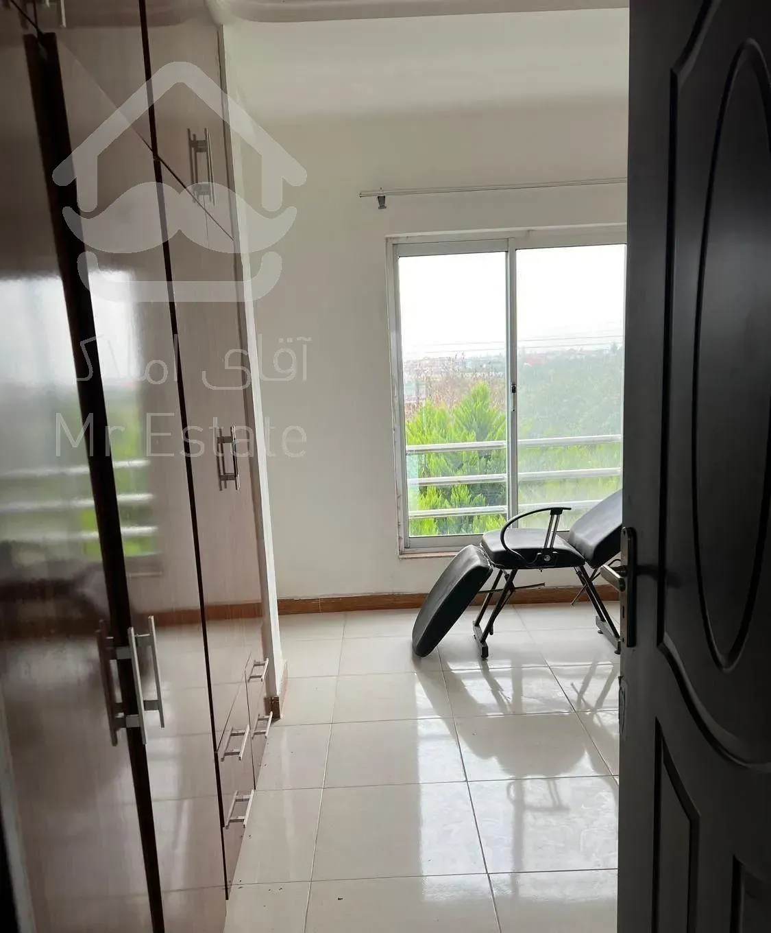 ۳۱۸ مترمربع ویلا تریبلکس ۵ خوابه نزدیک ساحل