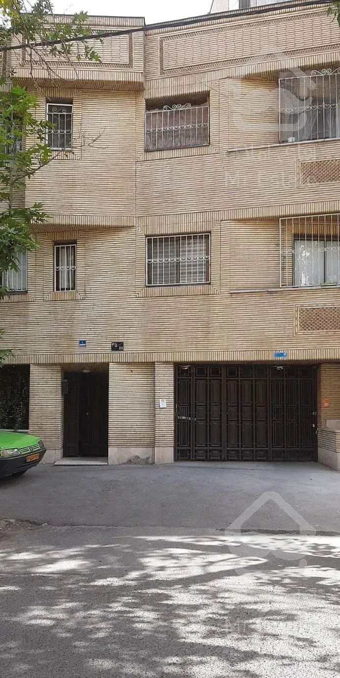 اندرزگو شریفی منش امینی 80 متر با 50 متر قدرالسهم