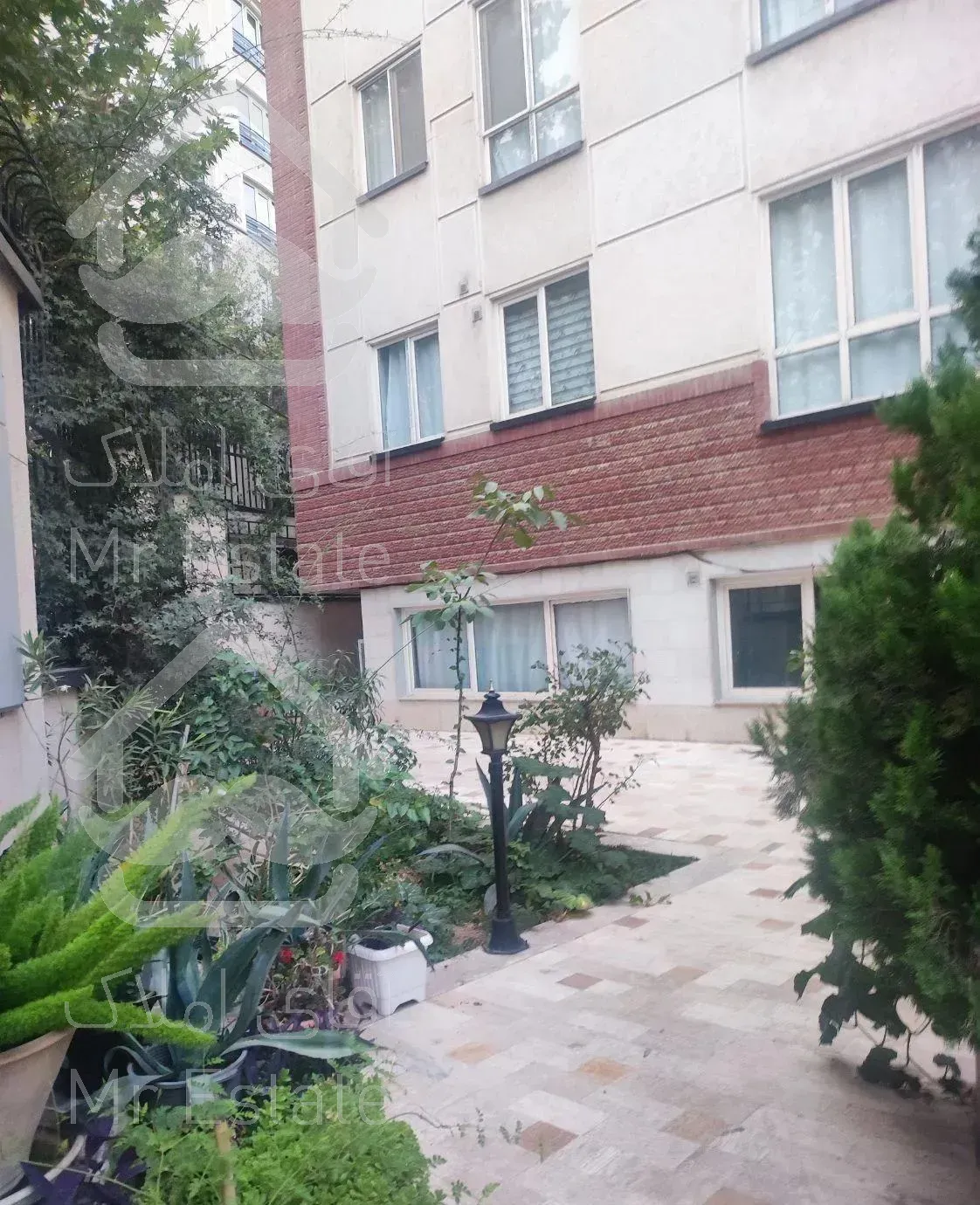 ۷۲ متر دو خواب ازگل فول