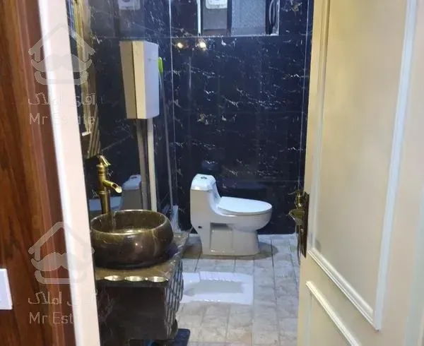 آپارتمان ۲خوابه بالای میدان کاج