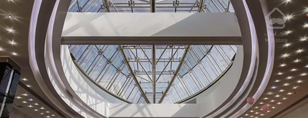 مغازه ۳۰ متری در مرکز خریدی واقع در فرشته