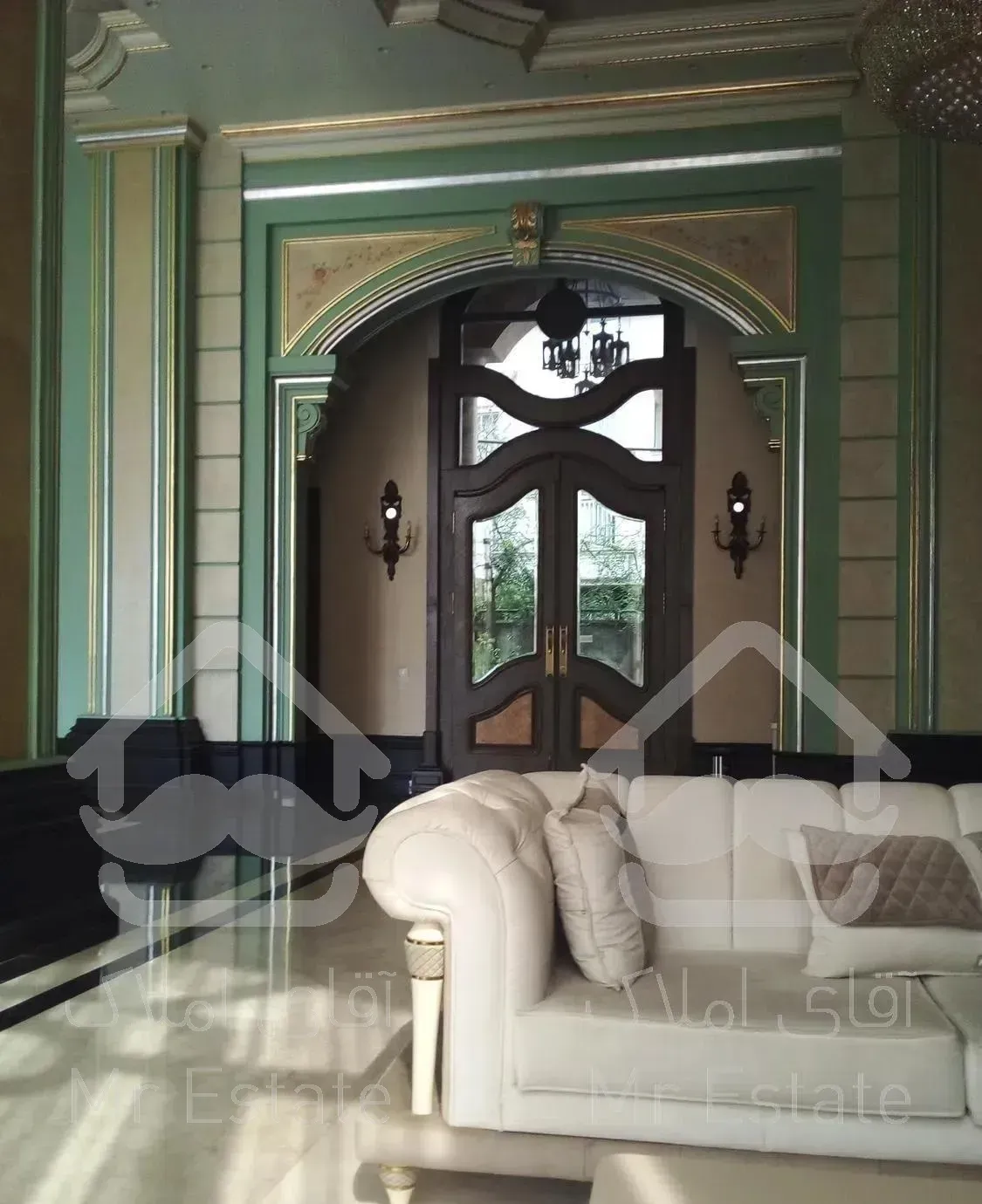 آپارتمان 270 متری فول مشاعات