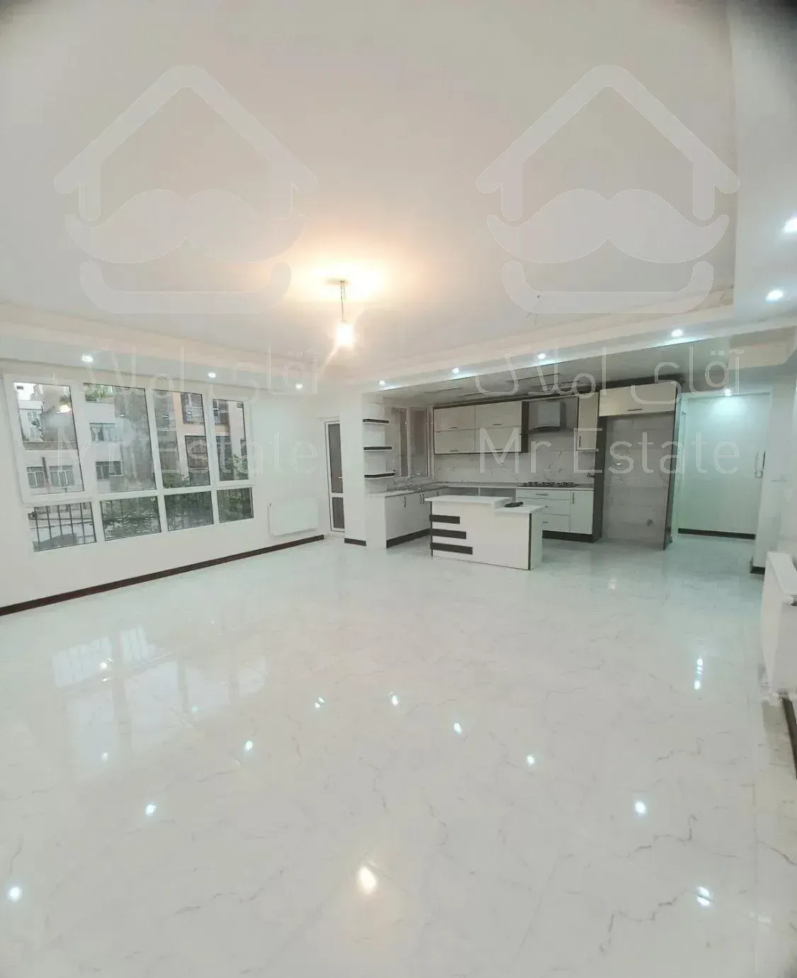 ۱۳۰ متر ۳ خواب فول کلید نخورده سالن پرده خور