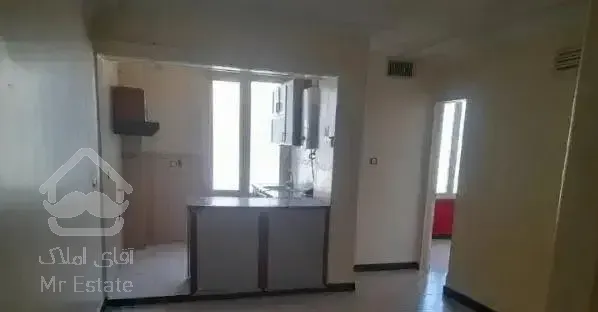 با پارکینگ تک واحده / رهن کامل/ تخفیف دار