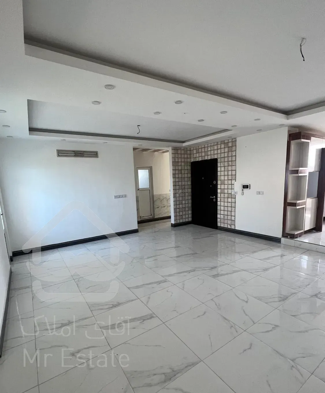 ۱۰۴ متر واحد خوش نقشه با ویو عالی / سند تک برگ