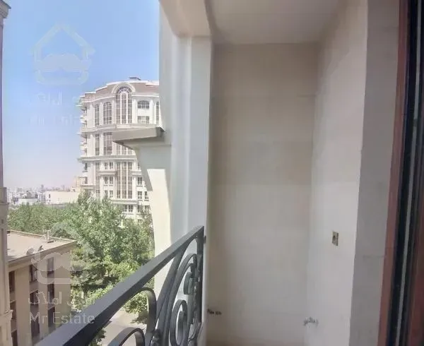 آپارتمان ۱۹۰ متری کامرانیه شمالی(دکترتنها)