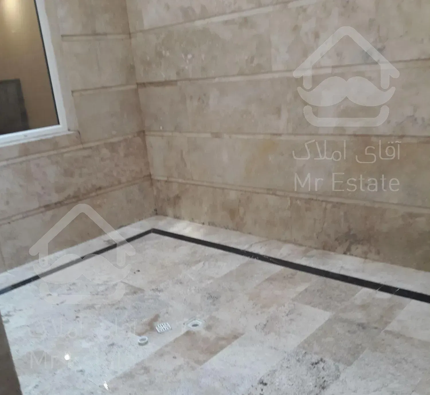 ۹۳متر نوساز فول سنایی ۲ خوابه حیاط خلوت