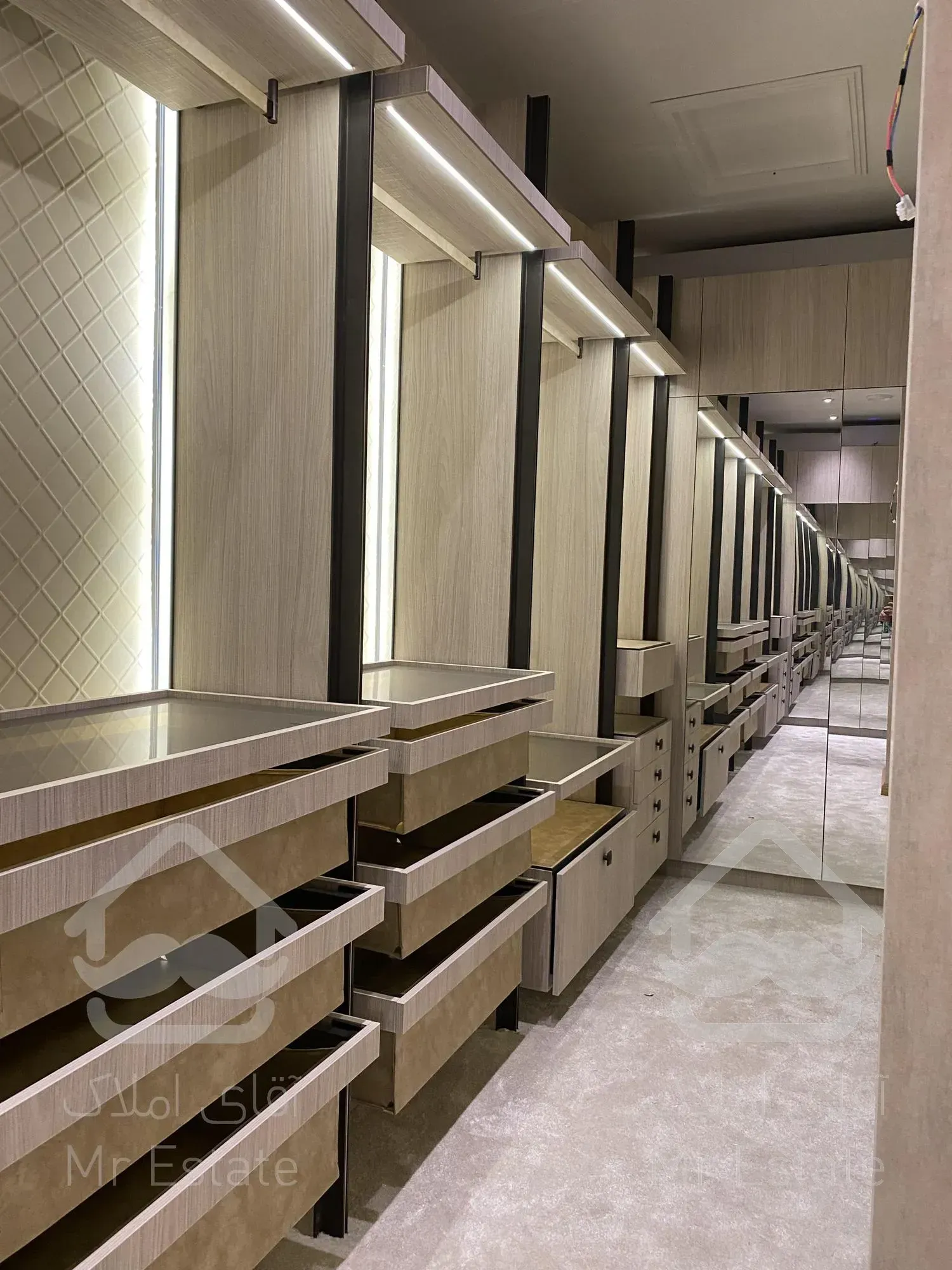 ۵۵۰ متر ساب پنت در لوکس ترین برج باغ نیاوران