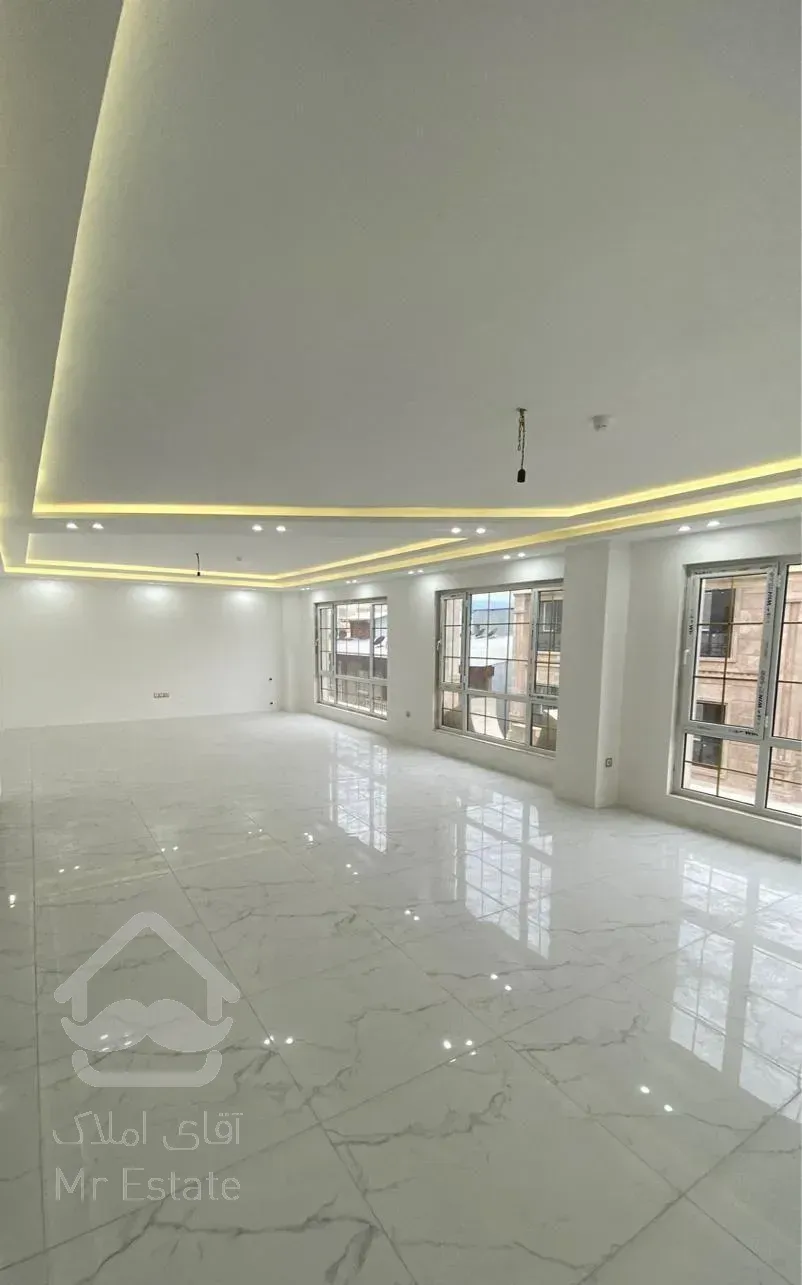 فروش و تهاتر واحد ۱۸۹ متر۳ خواب در شهرک کریم آباد