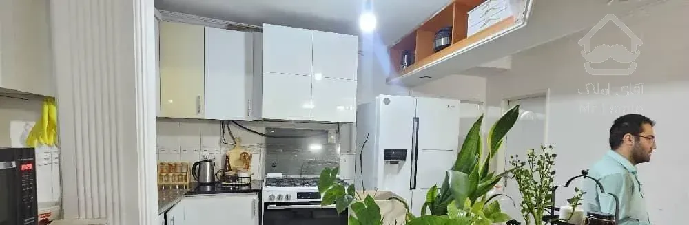 ۶۵ متری سنددار با آسانسور اقبال ۱۷- استثنایی