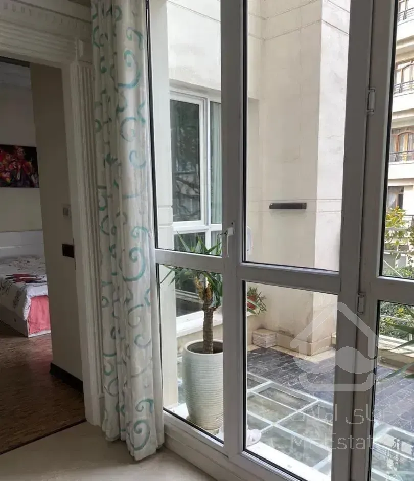 ۲۶۰ متر // ۳ تراس // فول ب