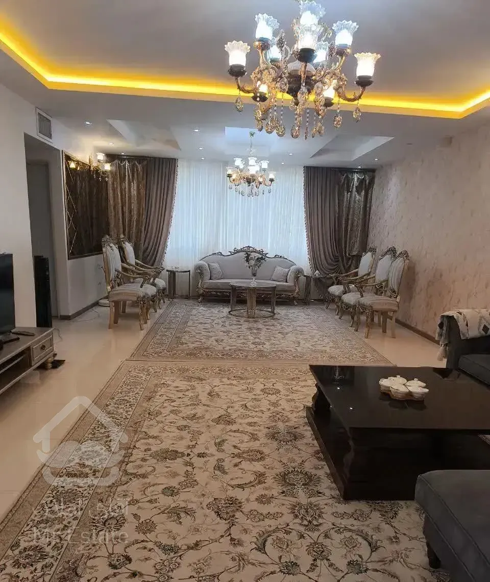 80مـتر  طــبقه ی اول اوایل  اندیشه