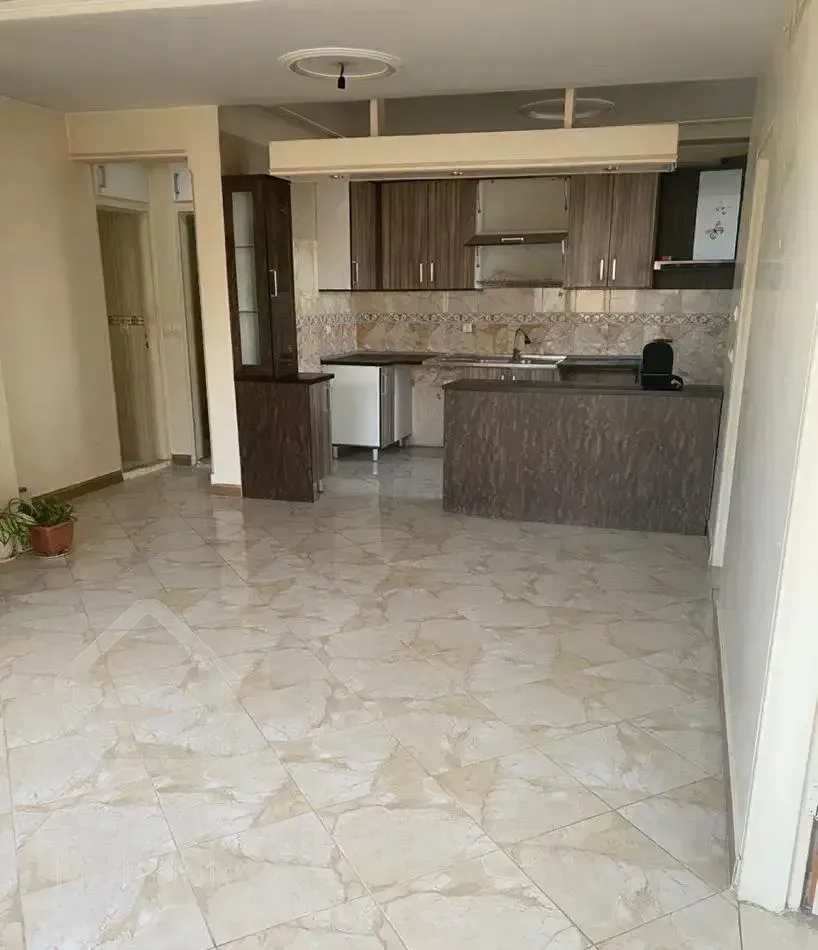 مختاری شرقی اپارتمان ۷۵ متری ۲خواب با اسانسور