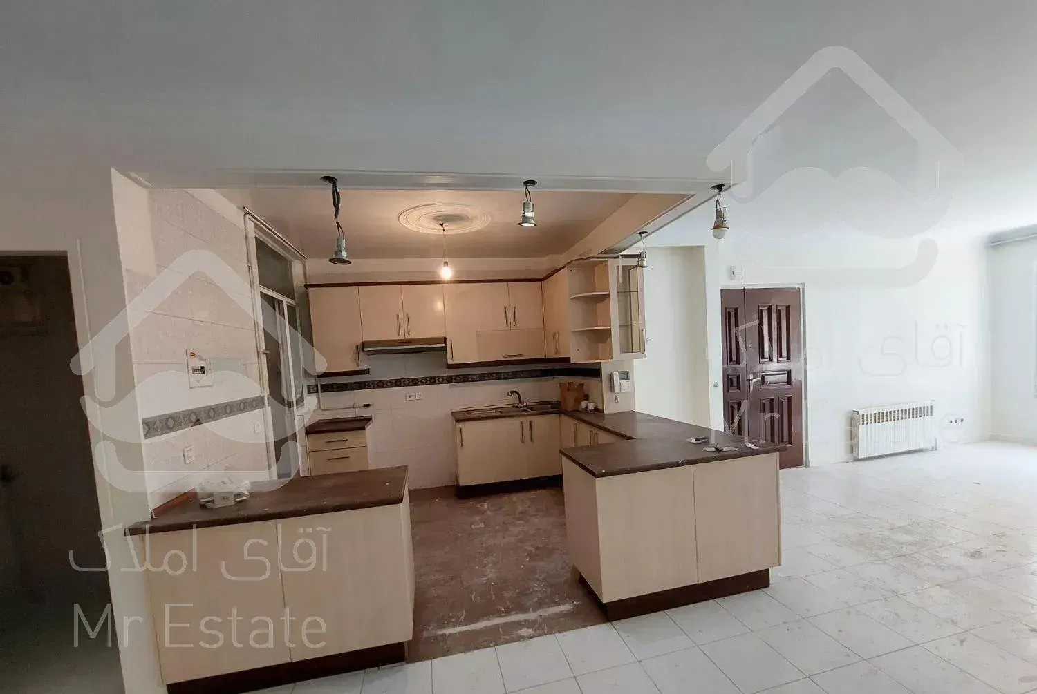 ۱۰۰متری ۲خوابه فول امکانات