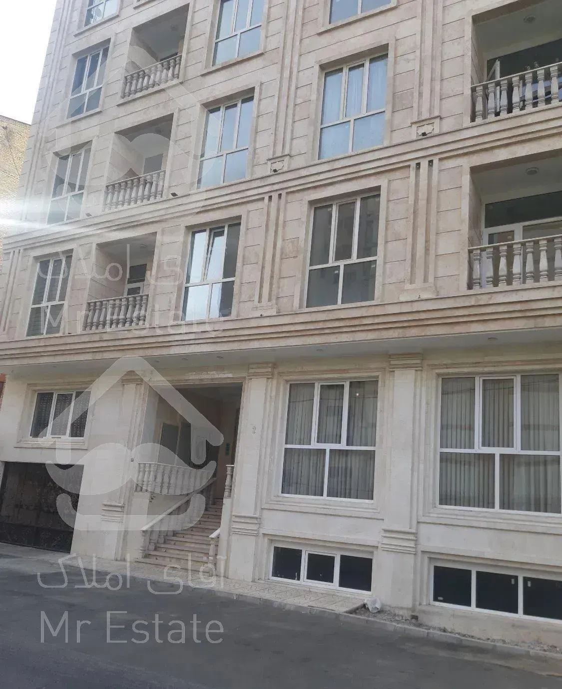 آپارتمان ۲۰۰متری.آرارات