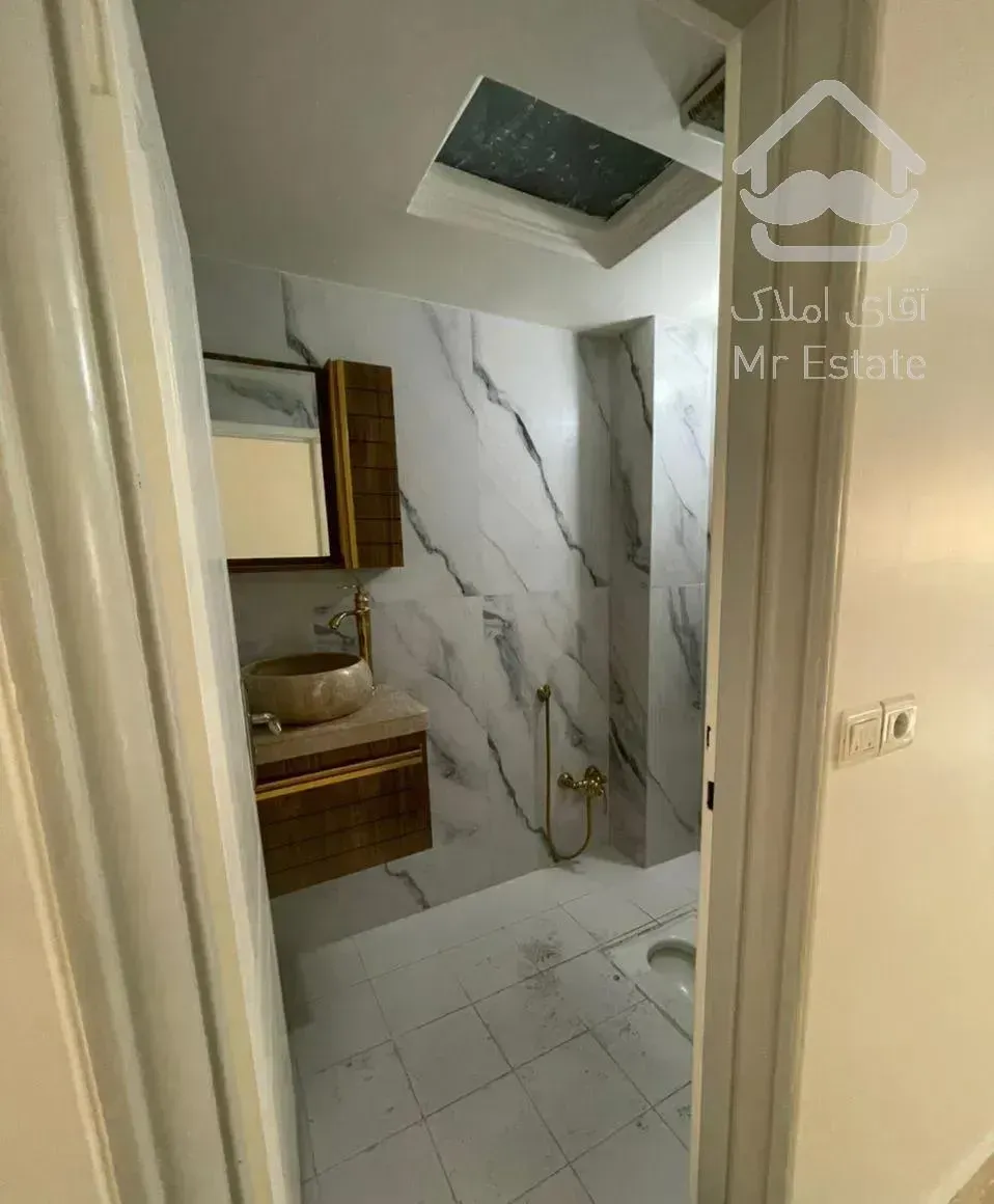 ۱۰۲مترتک‌واحدی/موقعیت‌اداری/برخیابان/منطقه۲۲