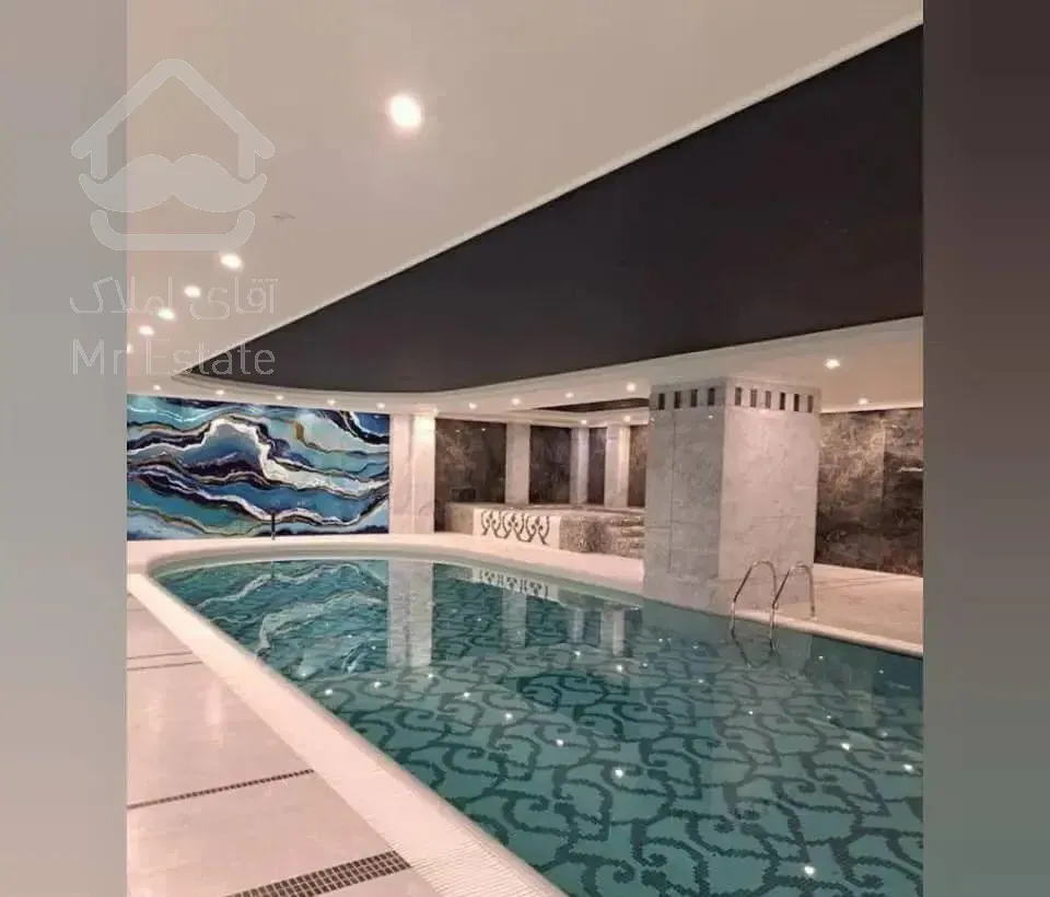 نیاوران(گلسنگ) ۲۳۰متر ویو شمال تراس قابل چیدمان