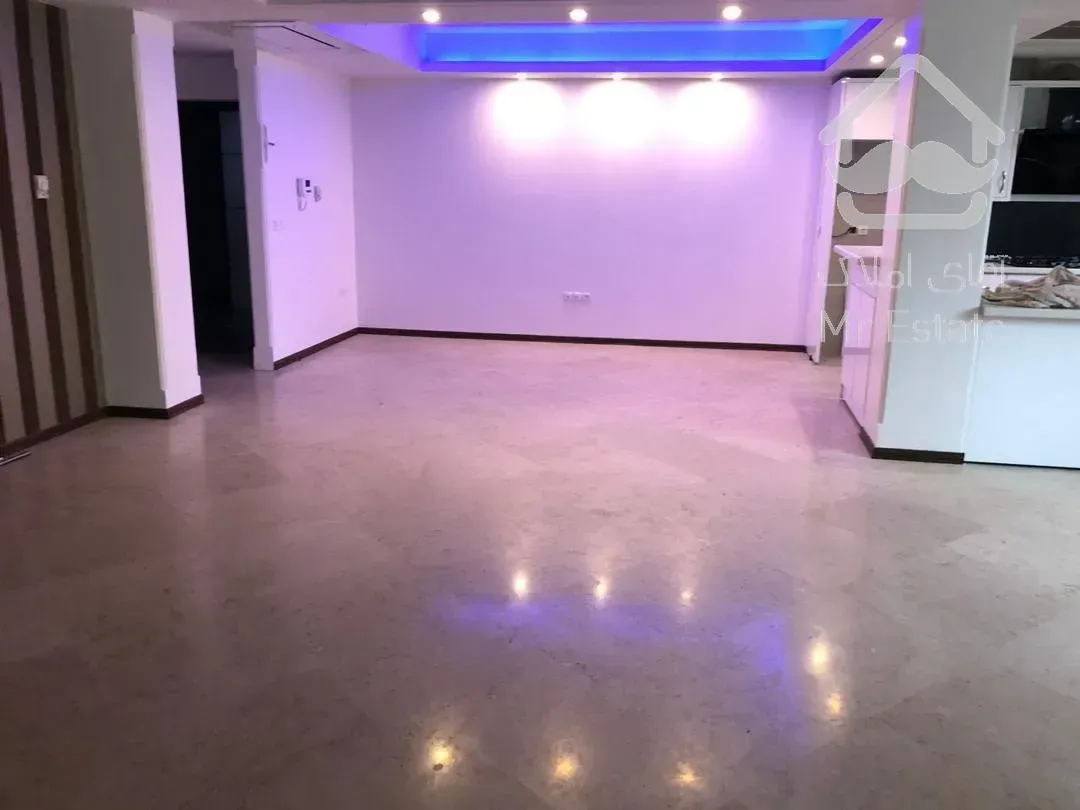 120متر 2 خوابه لوکس کامرانیه