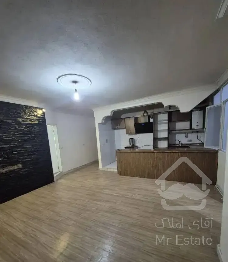 اجاره واحد ۵۳ متری تک خواب در تولید دارو