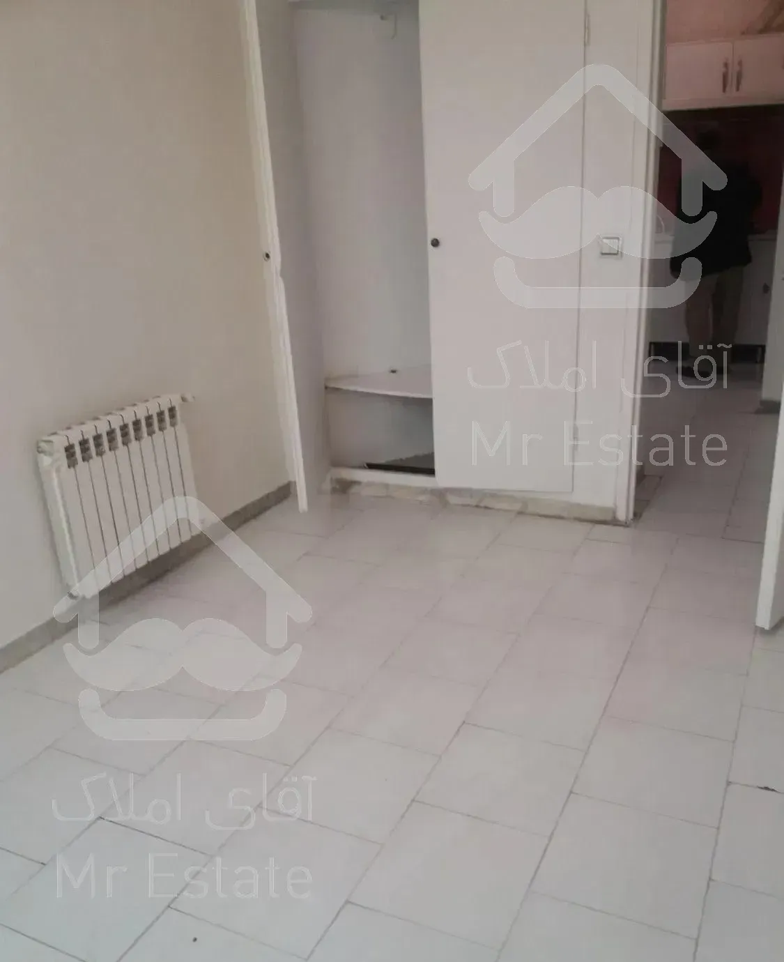 یک آپارتمان ۷۵متری دوخوابه ۵طبقه ۴واحدی طبقه ۲