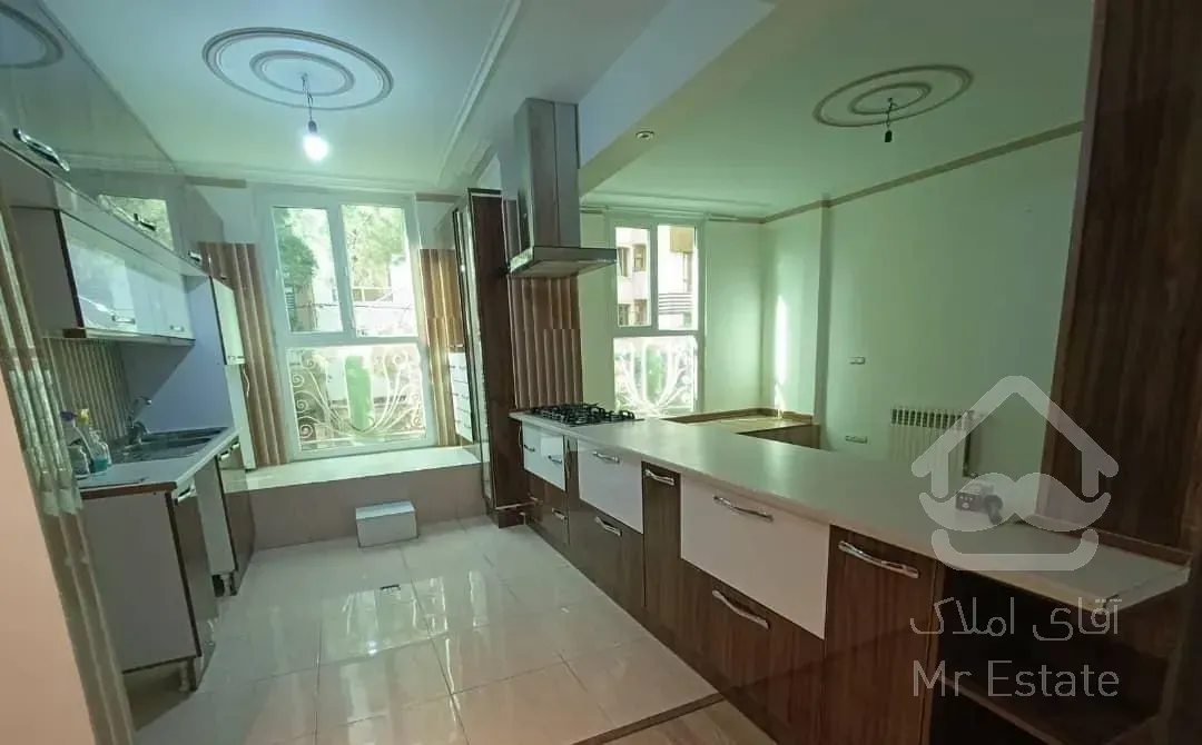 آپارتمان ۱۳۲ متری ۳ خواب شهرک غرب/فلامک شمالی