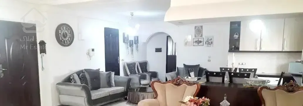 فروش آپارتمان ۱۰۴متری طبقه اول خ هراز