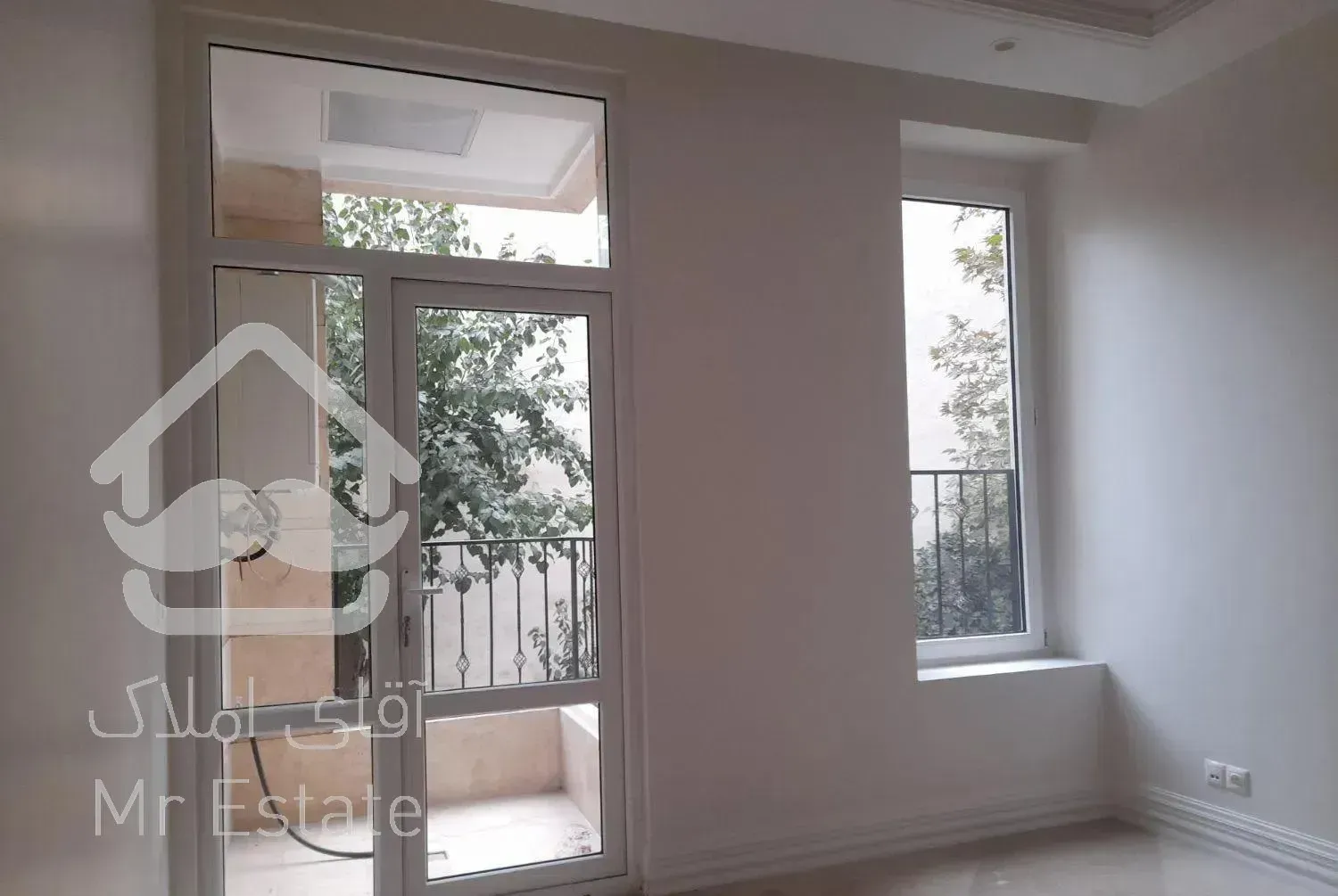 ۷۸ متر آپارتمان دیباجی جنوبی