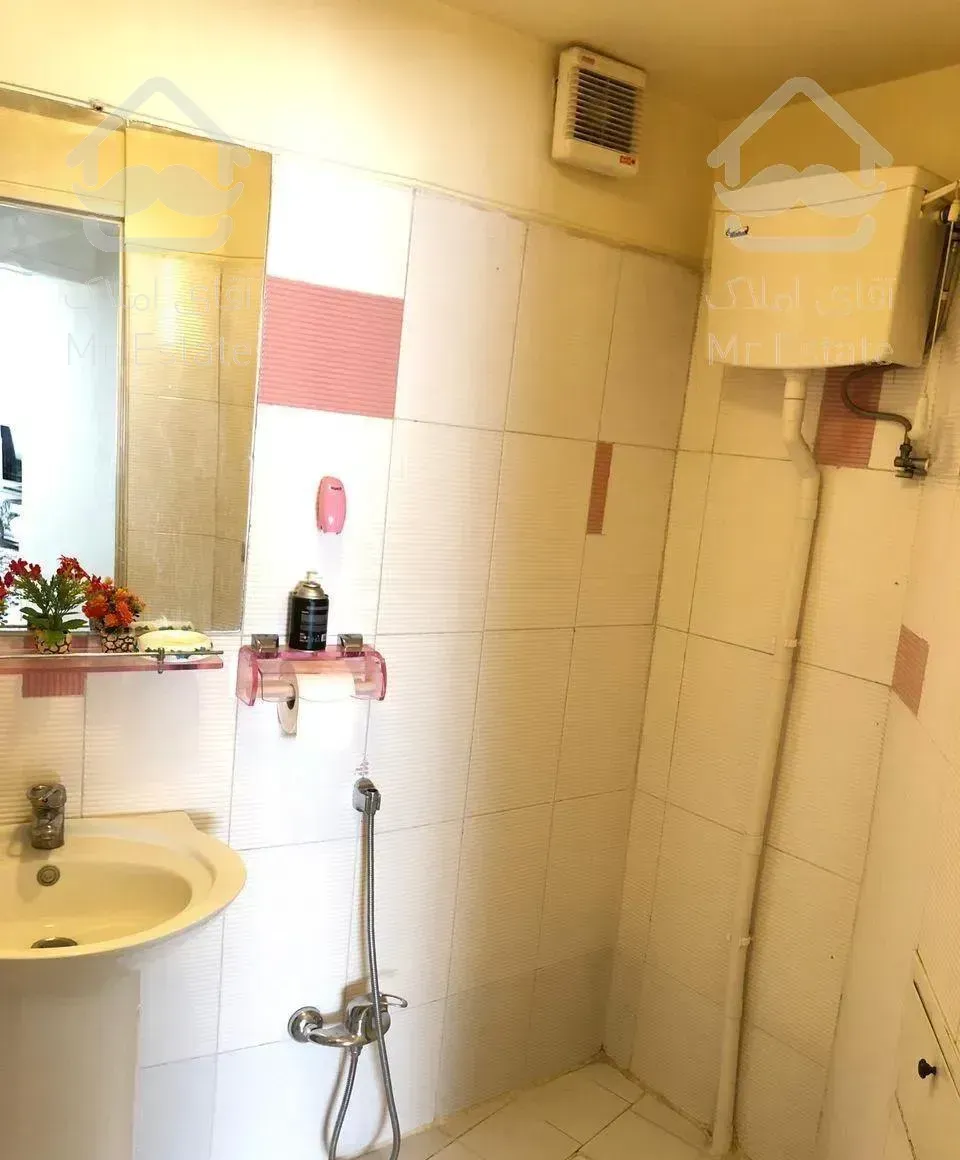 آپارتمان ۱۲۰ کنار باغ ایرانی