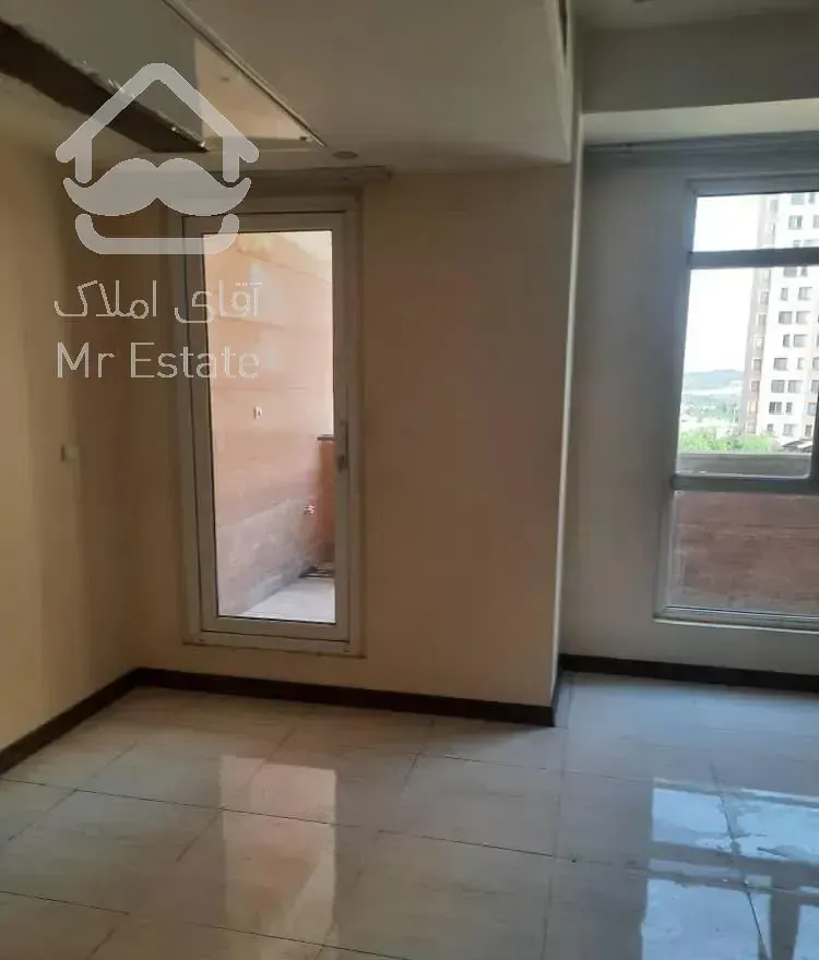 آپارتمان سه خواب میدان دریاچه