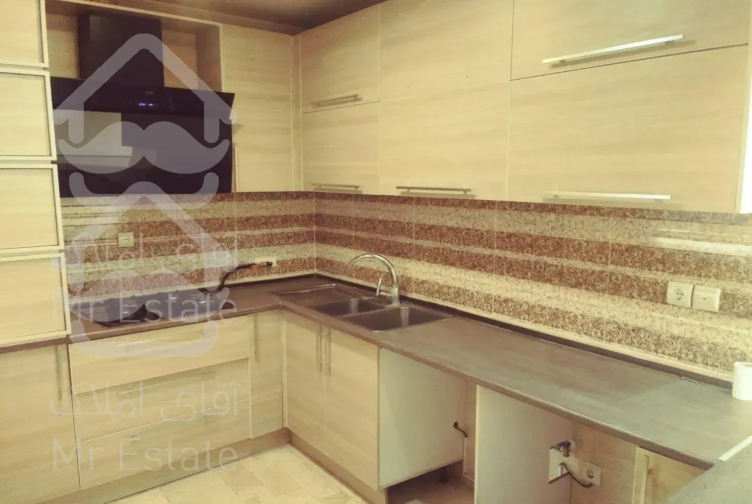 آپارتمان 108 متر دوخوابه در ایرانشهر سمیه