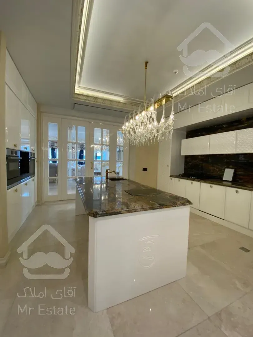 فروش آپارتمان ۳۰۰متر ۴خواب