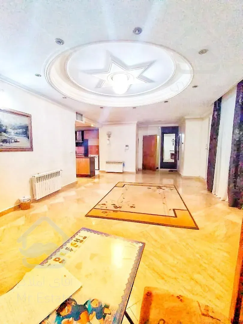 100متر سرمایه گذاری/کم سن/سالن پرده خور/آلاله شرقی