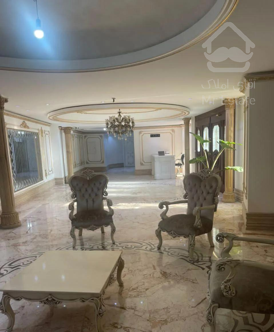 نیاوران * ۱۳۰متر * ۲ خوابه