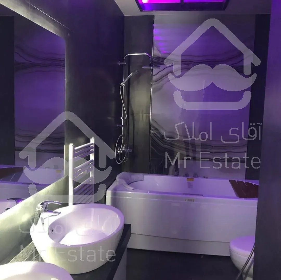 خرید و فروش آپارتمان مسکونی 240 متری در رستم آباد- فرمانیه