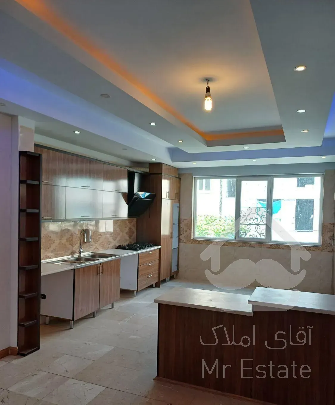 آپارتمان ۱۲۲ متری ۲ خوابه در هوانیروز امیرکبیر