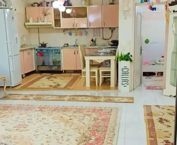 اپارتمان ۸۰متری خوش نقشه در خط سوم حصار