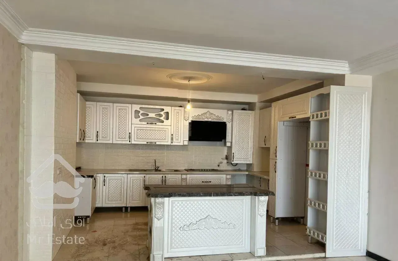 آپارتمان 123 متری 3 خواب بدون مشرف**شهرک بعثت**