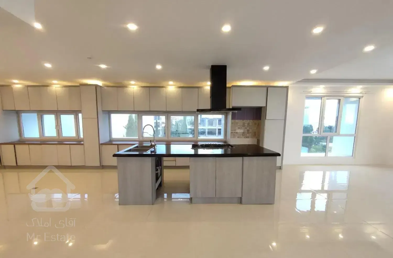 اجاره لوکس ترین واحد ۲۵۰ متری ۳خواب مستر لیدو